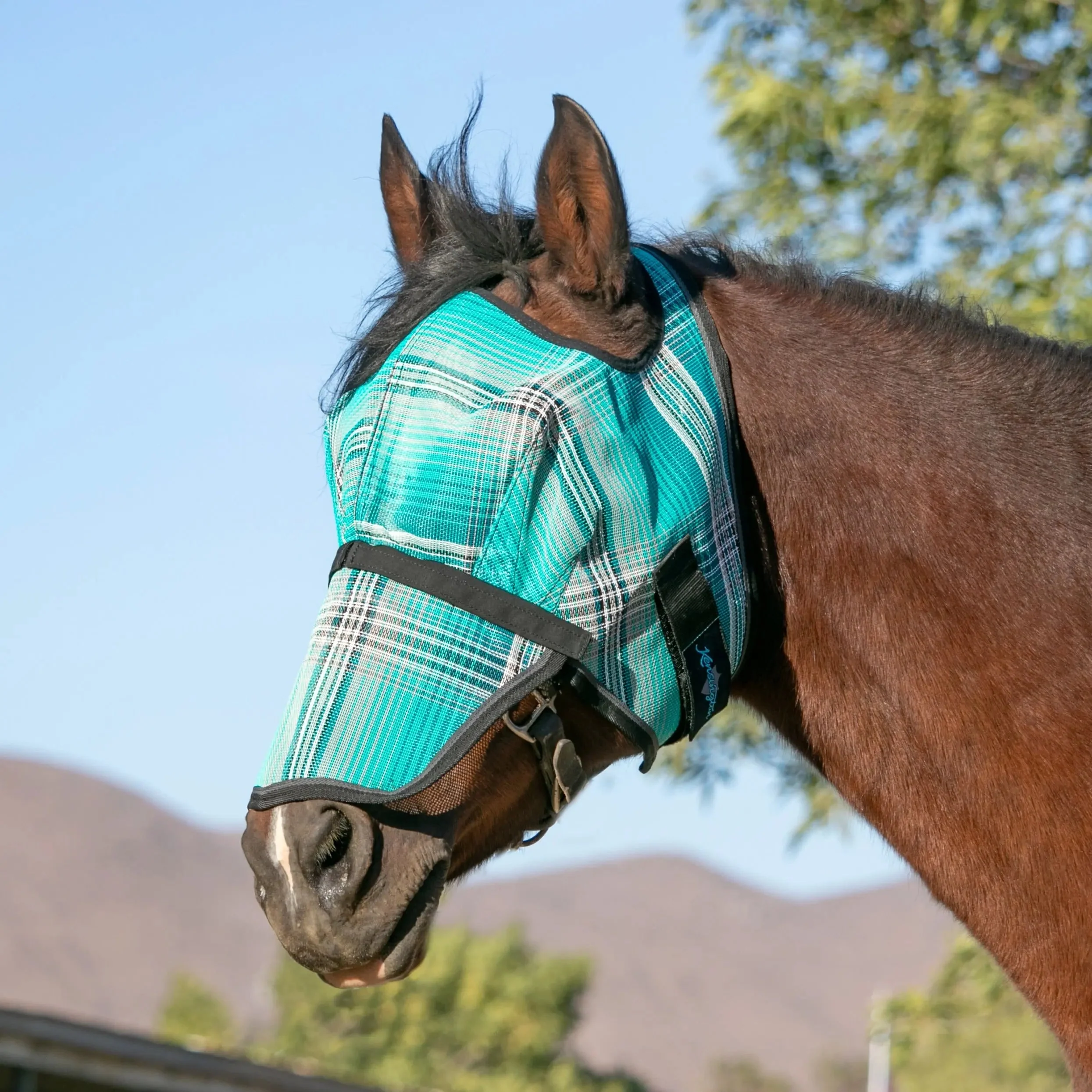 Fly Mask with Removable Nose - 73% UV Blocking - Image 5