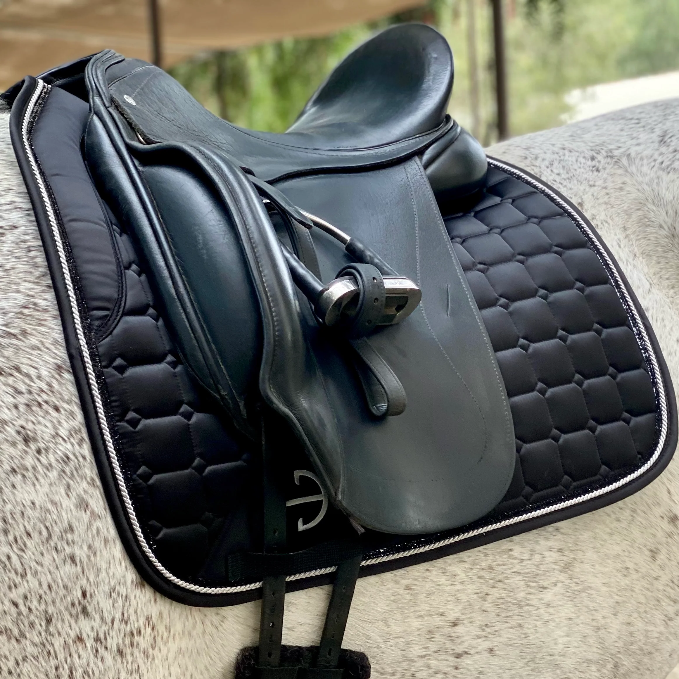 Satin Classic Dressage Saddle Pad - Ebony - Image 8