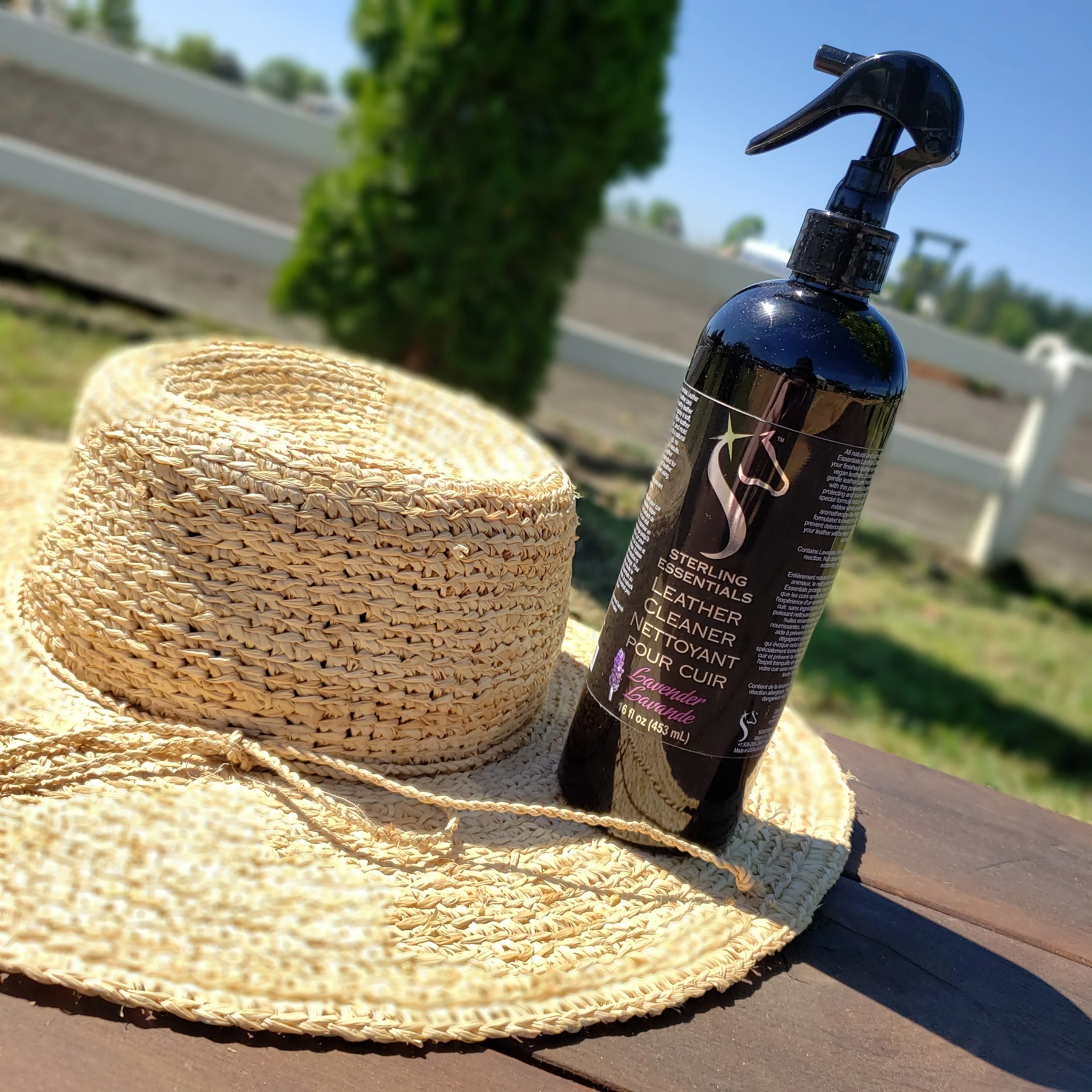 Sterling Essentials Leather Cleaner - Image 2